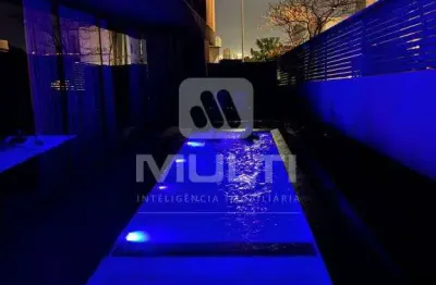 Casa em condomínio fechado com 4 quartos para alugar no Alphaville, Uberlândia 