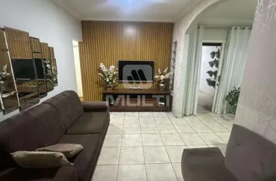 Casa com 3 quartos à venda na Cidade Jardim, Uberlândia 