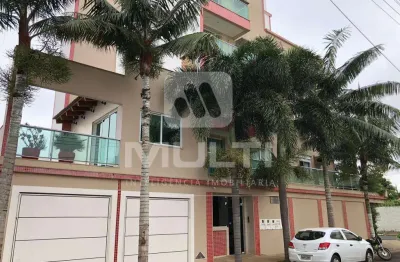 Apartamento com 3 quartos para alugar em Saraiva, Uberlândia 