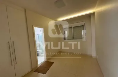 Casa em condomínio fechado com 4 quartos para alugar no Jardim Karaíba, Uberlândia 