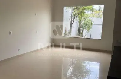 Casa com 3 quartos à venda no Jardim das Palmeiras, Uberlândia 