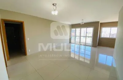 Apartamento com 3 quartos para alugar no Copacabana, Uberlândia 