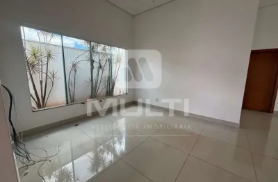 Casa em condomínio fechado com 3 quartos para alugar em Laranjeiras, Uberlândia 