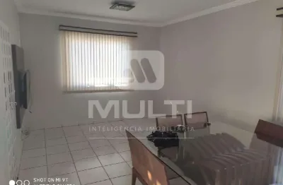 Casa com 3 quartos à venda no Jardim Botânico, Uberlândia 