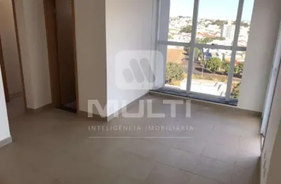Apartamento com 2 quartos para alugar no Copacabana, Uberlândia 