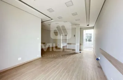 Casa comercial à venda no Centro, Uberlândia 