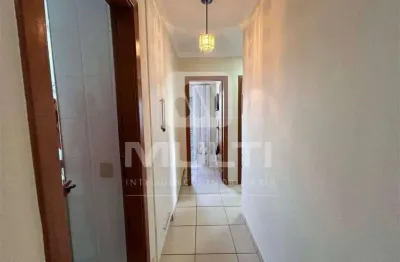 Apartamento com 3 quartos à venda em Saraiva, Uberlândia 