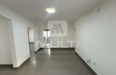 Casa com 4 quartos à venda no Jardim Finotti, Uberlândia 