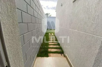 Casa em condomínio fechado com 3 quartos para alugar em Laranjeiras, Uberlândia 