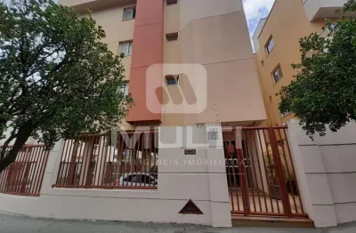 Apartamento com 3 quartos para alugar no Santa Mônica, Uberlândia 