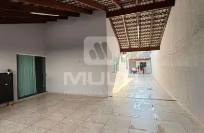 Casa com 2 quartos à venda no Residencial Gramado, Uberlândia 
