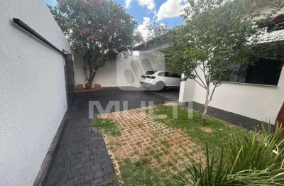 Casa com 3 quartos para alugar no Morada da Colina, Uberlândia 