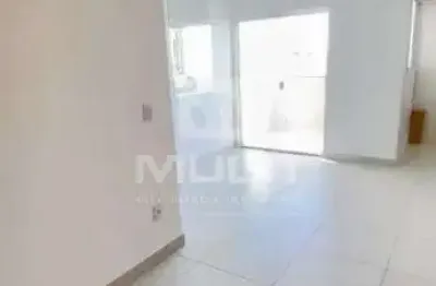 Apartamento com 2 quartos para alugar no Santa Mônica, Uberlândia 