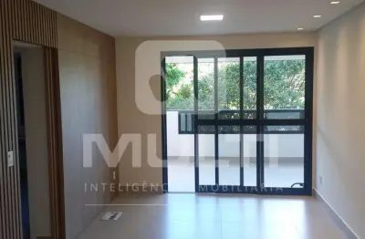 Apartamento com 3 quartos para alugar no Copacabana, Uberlândia 