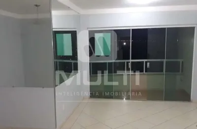 Apartamento com 4 quartos para alugar no Copacabana, Uberlândia 
