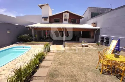 Casa com 4 quartos à venda na Cidade Jardim, Uberlândia 