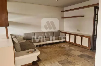 Apartamento com 4 quartos para alugar no Centro, Uberlândia 