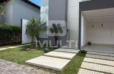 Casa em condomínio fechado com 4 quartos para alugar em Laranjeiras, Uberlândia 