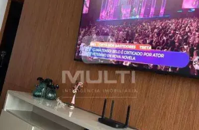 Cobertura com 3 quartos para alugar no Martins, Uberlândia 