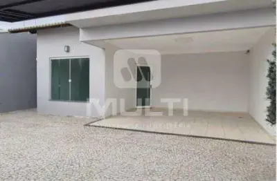 Casa com 4 quartos à venda no Jardim Karaíba, Uberlândia 