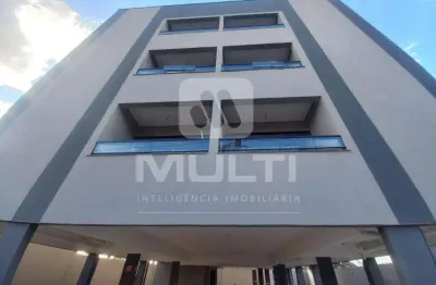 Apartamento com 2 quartos para alugar em Saraiva, Uberlândia 