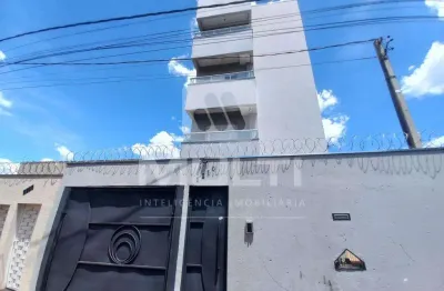 Apartamento com 2 quartos para alugar no Nova Uberlândia, Uberlândia 
