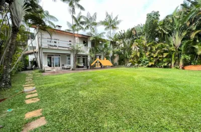 Casa de luxo em condomínio à venda em barra do sahy, são sebastião-sp: 6 quartos, 6 suítes, 3 salas, 7 banheiros, 3 vagas, 580m².