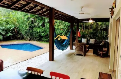 Casa de luxo em condomínio na baleia, são sebastião-sp: 4 quartos, 4 suítes, 2 salas, 5 banheiros, 2 vagas, 216m².