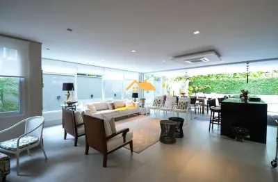 Casa de luxo no condomínio  baleares, são sebastião-sp com 4 suítes, 3 salas e 3 vagas de garagem!