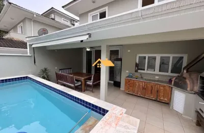 Casa de luxo em condomínio: 4 quartos, 4 suítes, 3 salas, 4 banheiros, 3 vagas, 240m² em juquehy, são sebastião-sp.