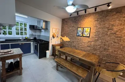 Casa em condomínio na praia de barra do una a venda- aceita financiamento bancário