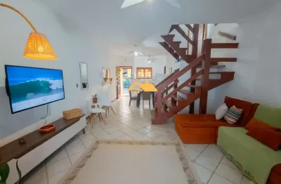 Casa em condomínio à venda em juquehy, são sebastião-sp: 2 quartos, 2 salas, 2 banheiros e 2 vagas de garagem!