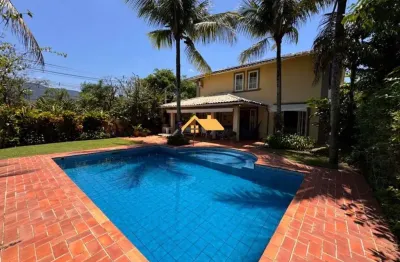Casa com 5 dormitórios, 300 m² - venda  ou aluguel - praia da baleia - são sebastião/sp