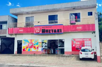 Comercial para Venda em Guarapuava, Santana, 3 dormitórios, 2 banheiros, 2 vagas