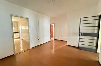 Casa com 2 quartos à venda na Vila Rezende, Piracicaba 