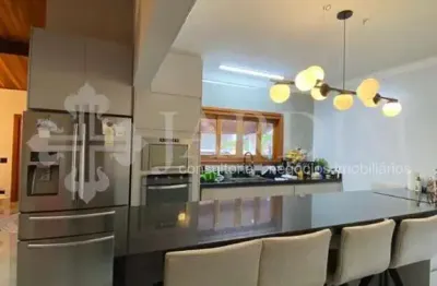 Casa com 4 quartos para alugar no Monte Alegre, Piracicaba 