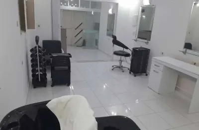 Salão comercial à locação com 56 m²  montada - assunção - s.b.c