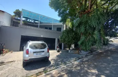 Casa de época na vila oliveira para venda/locação tem 420 m² com 4 quartos 2 suítes churrasqueira piscina sauna