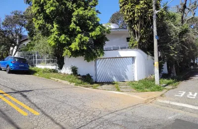 Linda casa triplex para venda possui 540 m² com 4 quartos 2 suítes piscina na vila oliveira