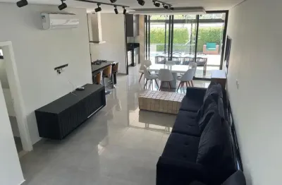 Ótima  casa no bella cittá villagio ii com 220 m² 3 suítes piscina e gourmet