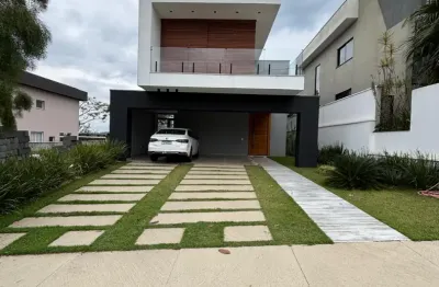 Maravilhoso sobrado no bella cittá fazenda rodeio para venda, 200 m² com 3 suítes e espaço gourmet