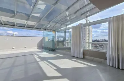 Cobertura de 200m², com 2 suítes e 3 vagas na pompeia.