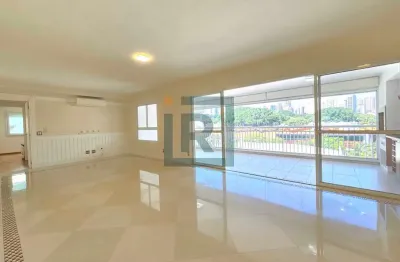 Apartamento de 162m², com 3 suítes e vista para o parque da água branca, no condomínio liv