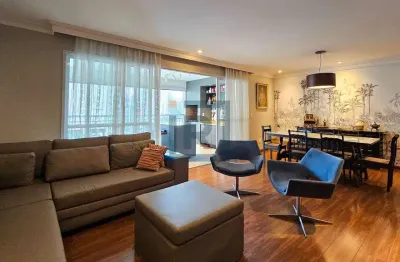 Apartamento de 162m² com 4 dormitórios, sendo 2 suítes, e 3 vagas no condomínio liv