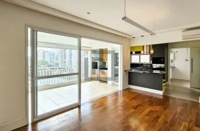 Apartamento de 101m², com 3 dormitórios, sendo 1 suíte, e 2 vagas na vila romana