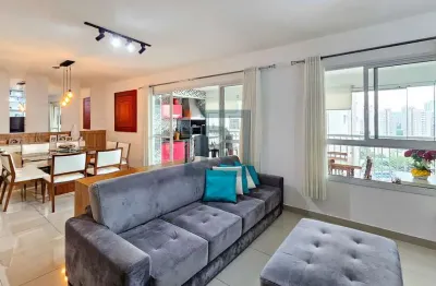 Apartamento de 126m², com 3 dormitórios, sendo 1 suíte e 2 vagas no condomínio liv