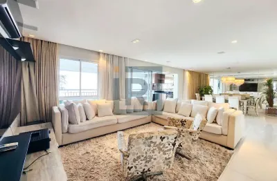 Apartamento de 168m², com 4 dormitórios, sendo 3 suítes, e 3 vagas em perdizes