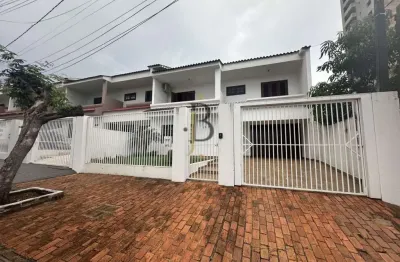 Casa com 4 quartos à venda na Rua Marechal Deodoro, Centro, Cascavel