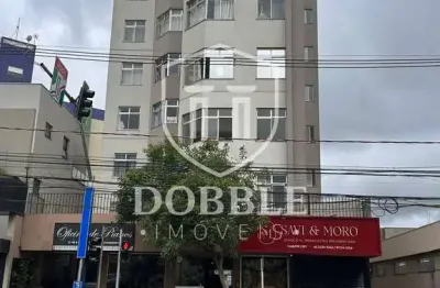 Apartamento semimobiliado no centro, uma quadra da avenida brasil