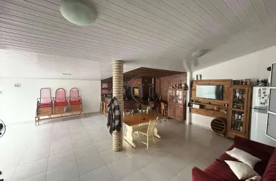 Casa com 3 dormitórios à venda, 264 m² por R$ 1.500.000,00 - Cancelli - Cascavel/PR